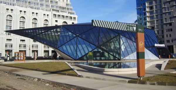 格鲁吉亚豪华麦当劳餐厅丨KHMALADZE Architects-0