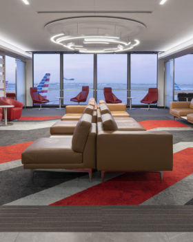 美国航空旗舰俱乐部芝加哥机场 Terminal 3 厅优雅升级