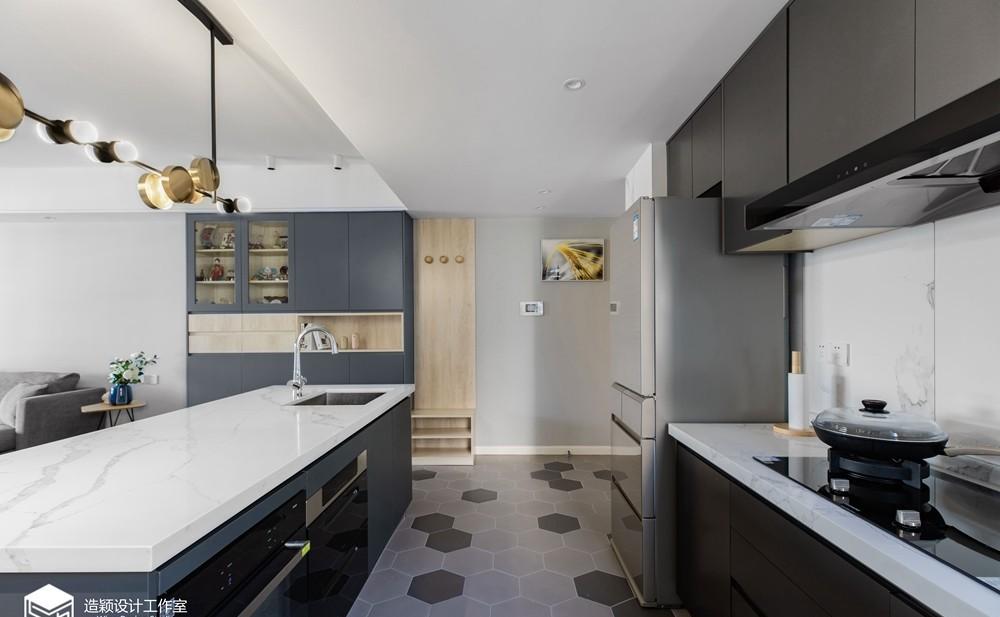 30 年老宅逆袭,59㎡简约灰色空间的层叠魅力-5