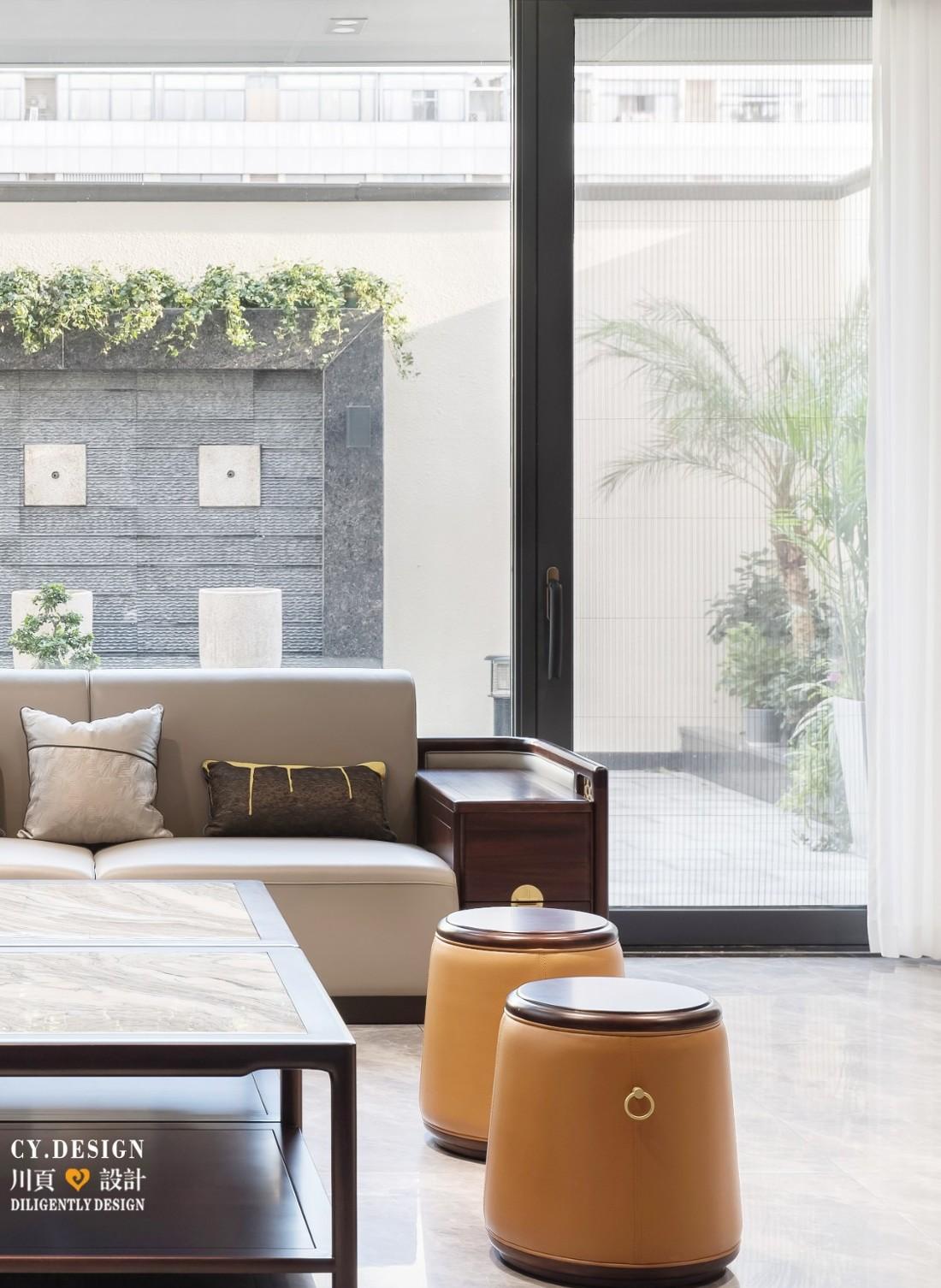 川页空间设计 | 现代简约别墅,诠释生活品质与自然美学-11