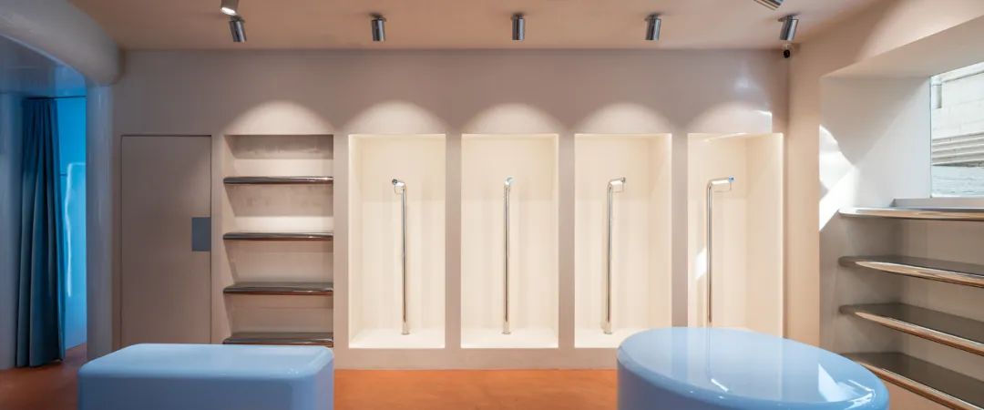 Nude Project 新旗舰店丨葡萄牙里斯本丨阿尔贝托·埃尔蒂尼,玛丽娜·马丁-10