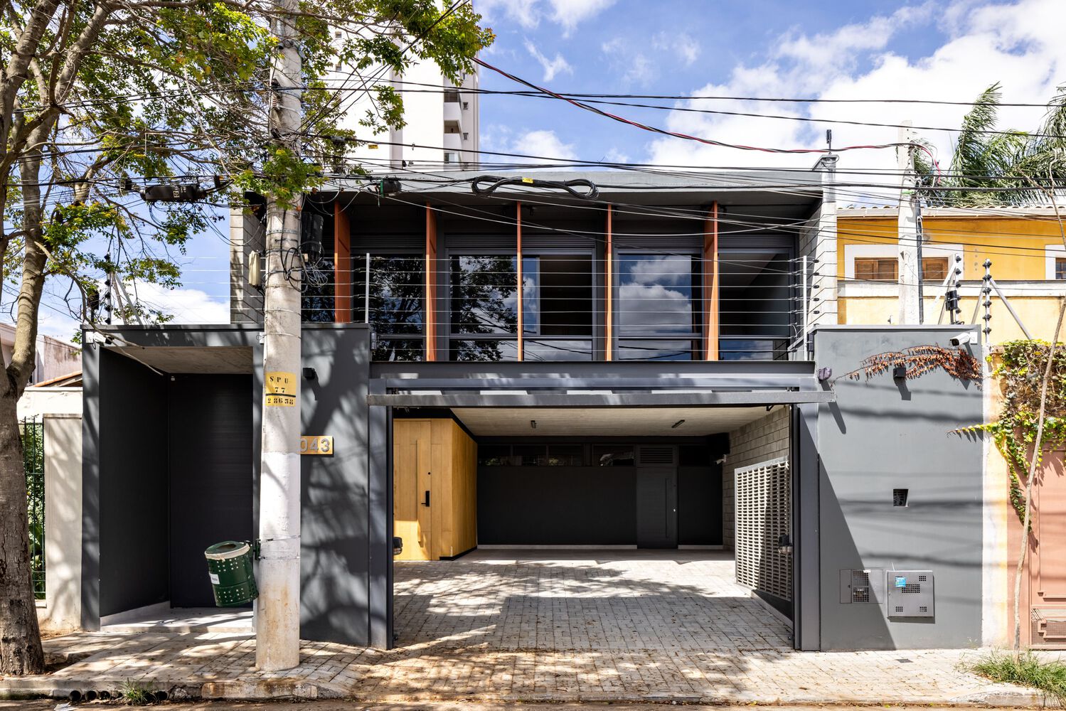 巴西布鲁克林温馨度假风住宅丨ARKITITO Arquitetura-11