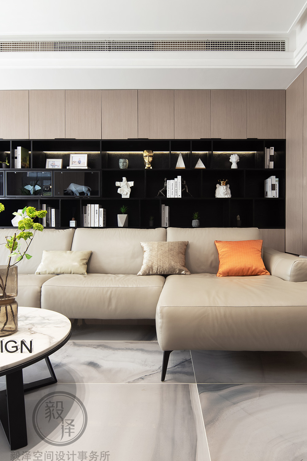 朝阳 W 宅——现代简约，书香满溢的家庭空间-4