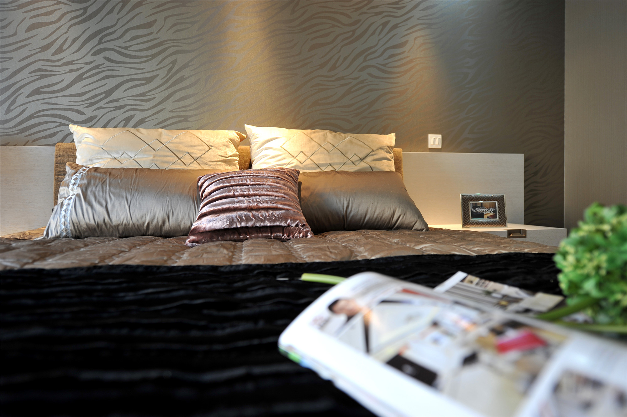 世茂一期联排别墅 | 优雅现代空间设计-4