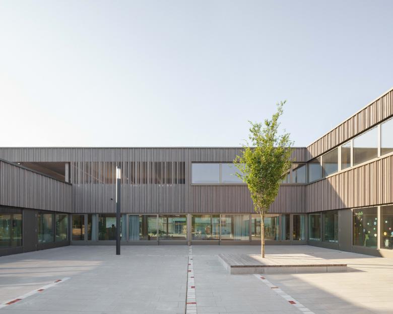 Hrycyk Architekten BDA丨Kinder- und Familienzentrum in Weißenburg丨德国-0