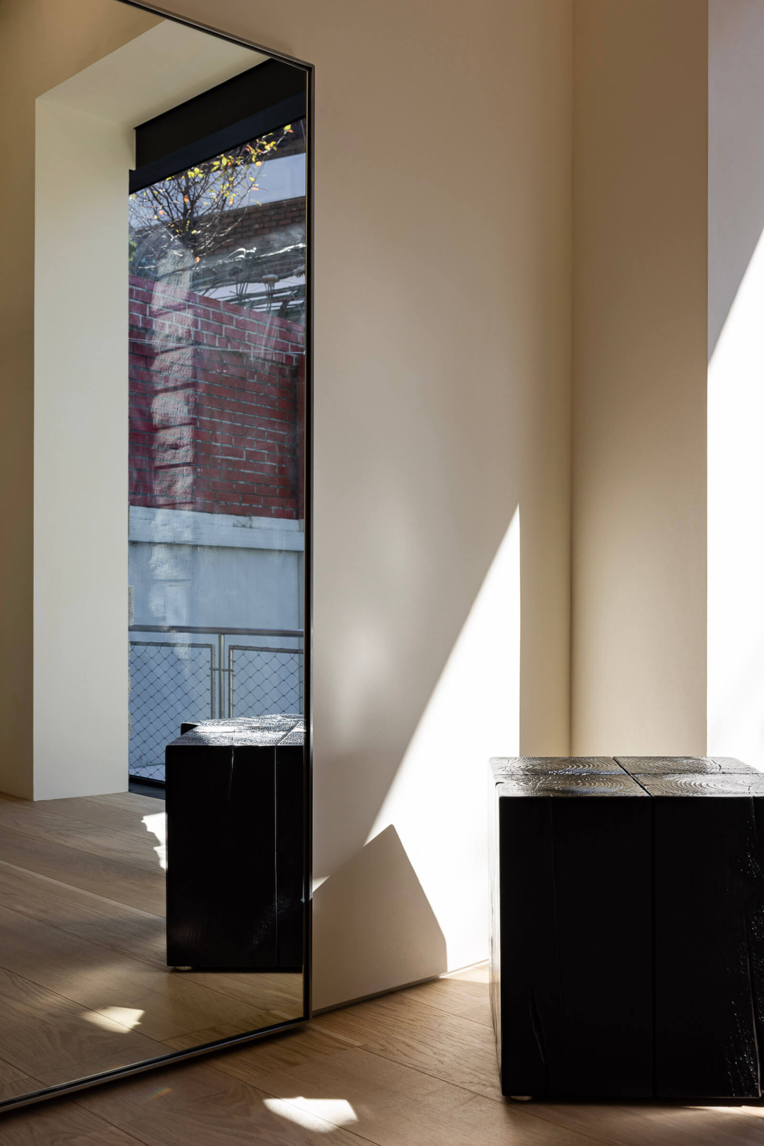 韩国  Creative Studio Unravel 10 个先锋设计 -194