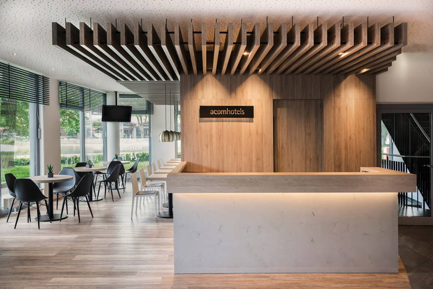 慕尼黑 ACOM 酒店,融入环境的现代设计-7