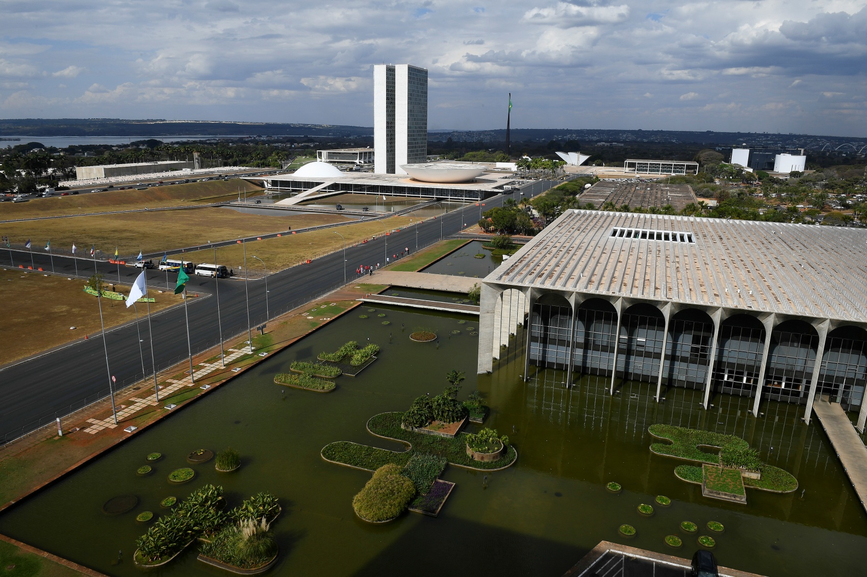 巴西利亚城市建设及相关建筑项目丨巴西巴西利亚丨Lucio Costa,Oscar Niemeyer等-52