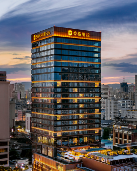 昆明香格里拉酒店丨中国昆明丨伍兹贝格（主体建筑）,关永光团队（灯光）