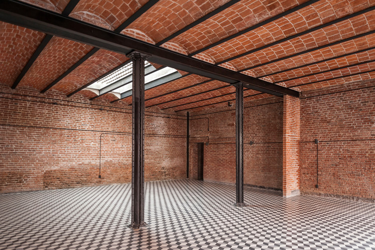 墨西哥城“La Cubana 巧克力工厂”改造住宅设计-21