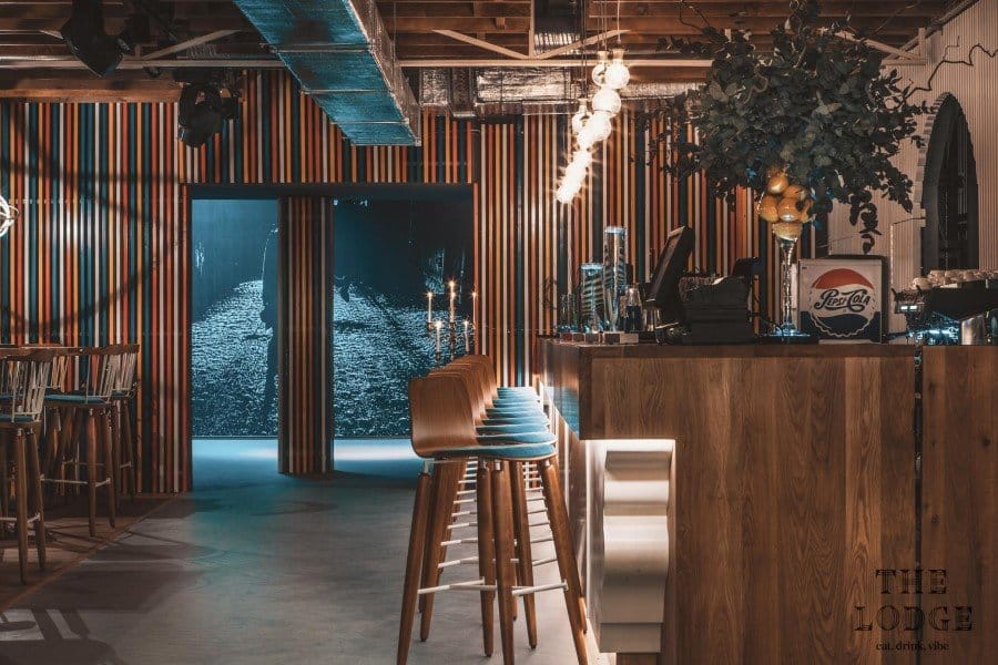 丨罗马尼亚康斯坦察丨罗马尼亚布加勒斯特Yellow Office Architecture-11