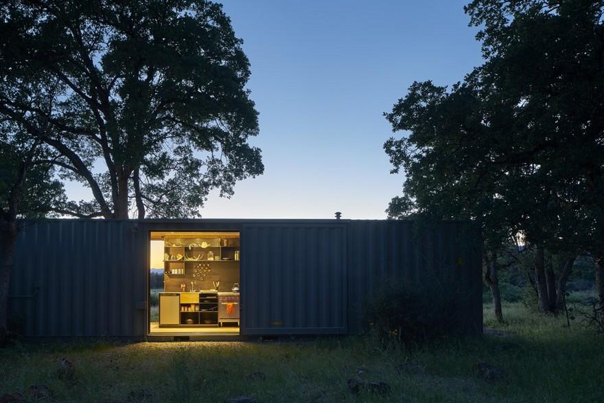 40′ Highboy Shipping Container Turned into a Cozy Hunting Cabin-16