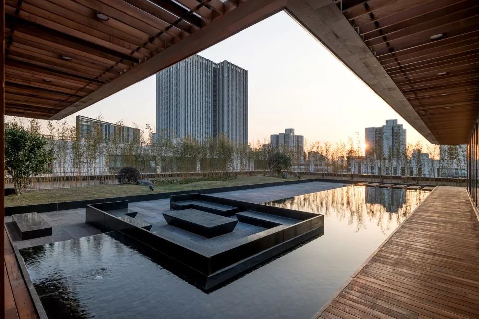 上海科技园区“屋上三间”会务空间——融入自然的空中花园-40