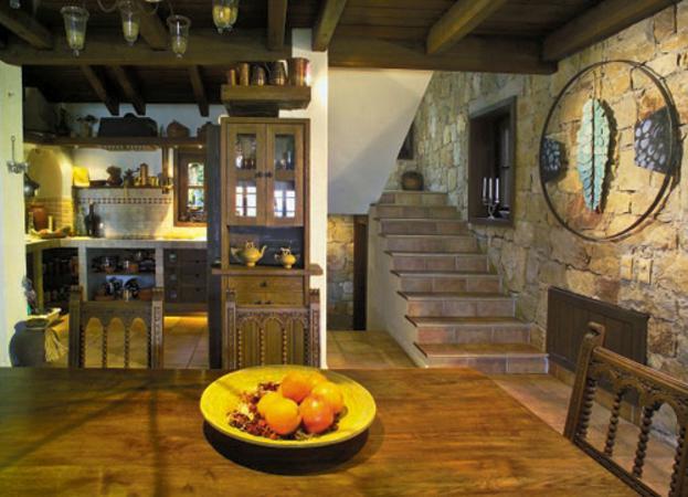 森林中心的石头房子设计-13