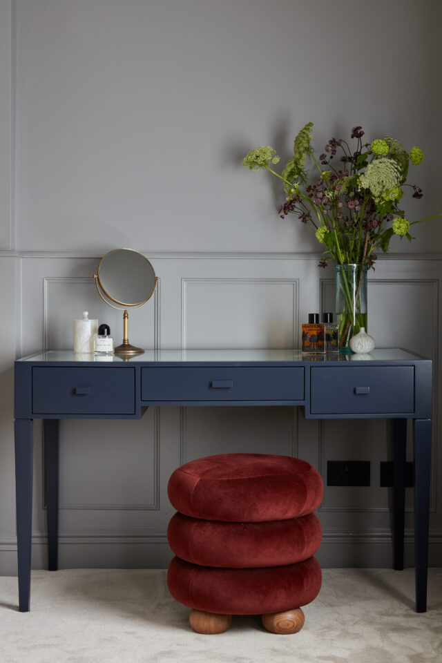 
      Imperfect Interiors
    -17