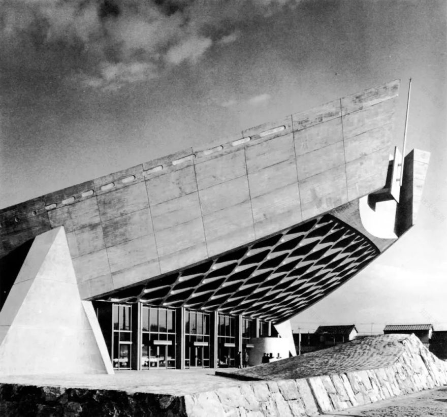 香川综合体育馆丨日本丨丹下健三-4