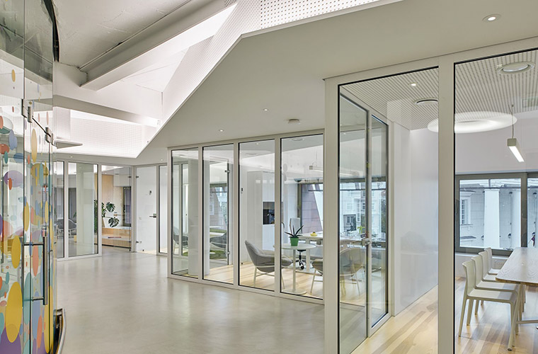 免费网站平台WIX办公室把古迹玩出新｜Layout INBLUM-13