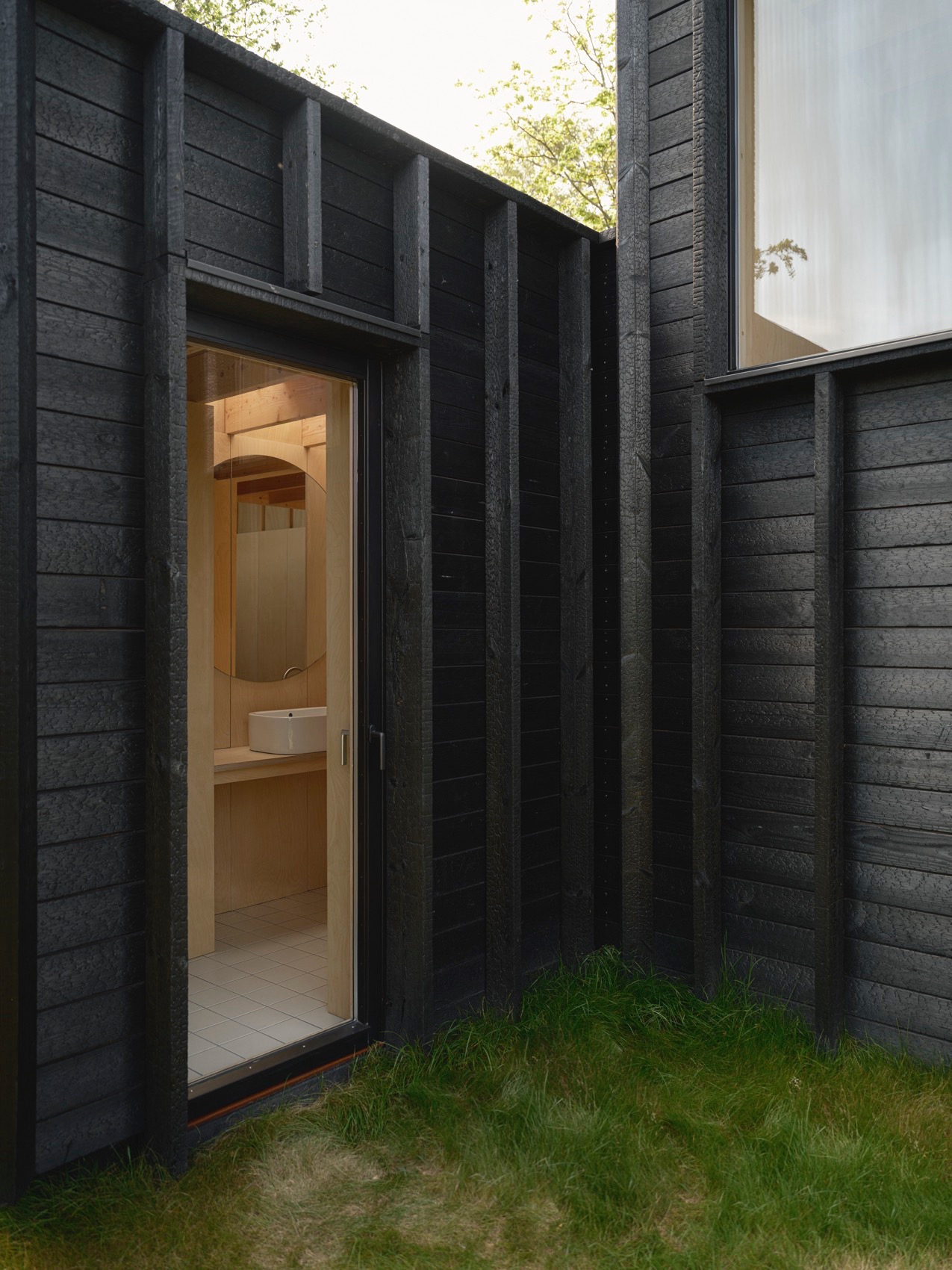 隐藏中庭住宅丨丹麦丨Förstberg Ling-33