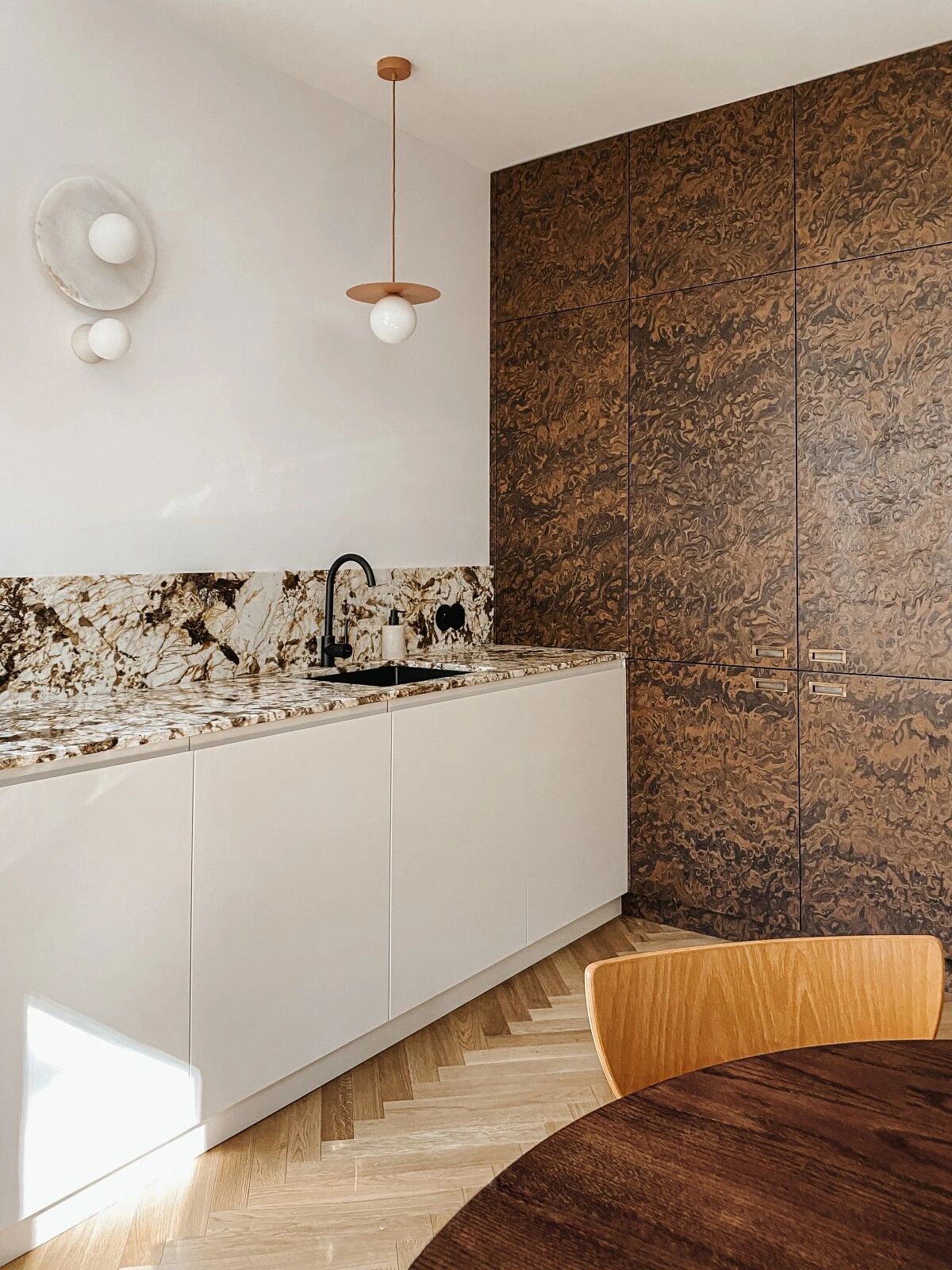 Julia Zembrzuska夫妻60㎡小家设计-5