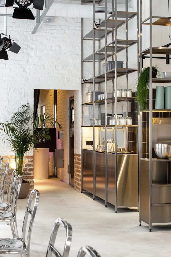 乌克兰萨鲁特咖啡吧-24