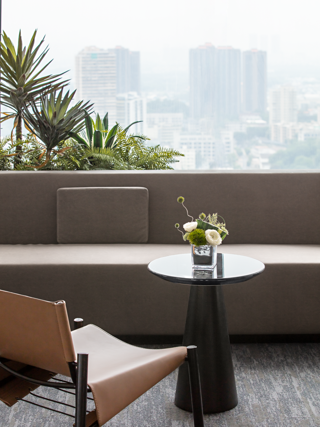 广铝国际中心办公展示层丨中国广州丨EGD 亦境设计-35