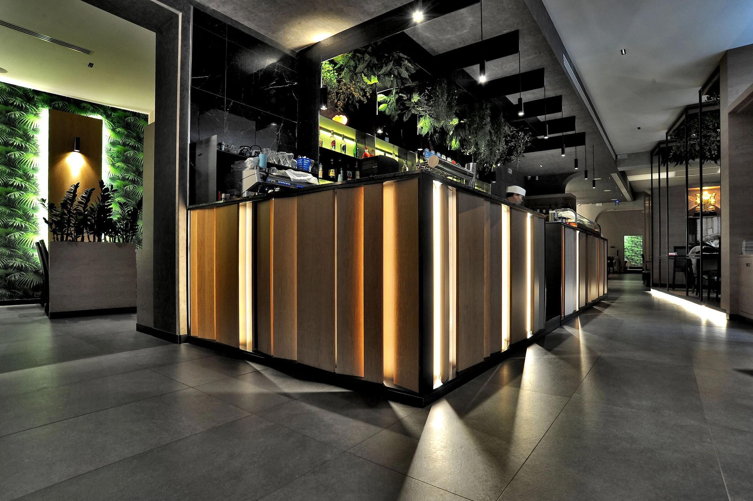 绿意盎然的意式寿司店丨意大利丨Elisabetta Puviani-15