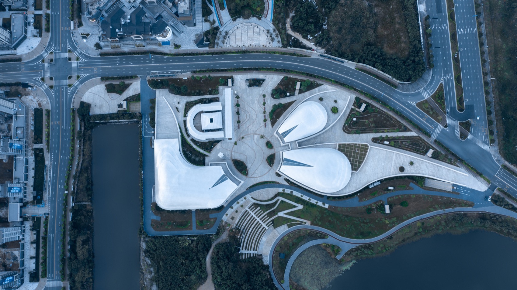 梅州两馆一场项目（城市展览馆,科技馆）丨中国梅州丨华南理工大学建筑设计研究院有限公司孙一民工作室-37