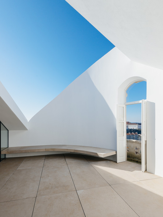 葡萄牙 Coimbra“Redondo”建筑 · 百年历史的现代重生-28