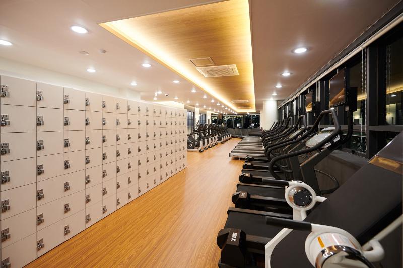 简约 295 平健身中心，black&wood 风格赏析-10