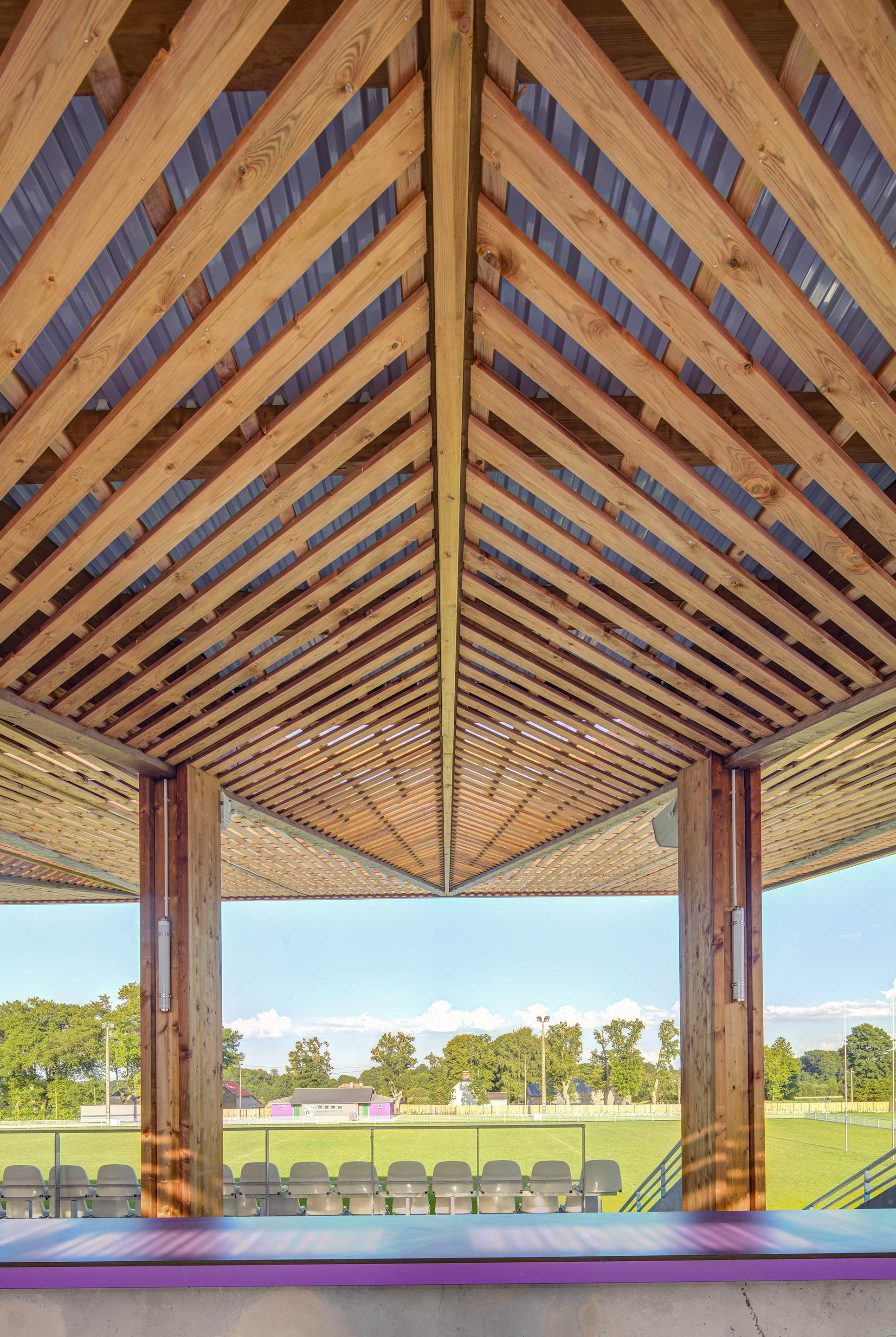 Stadium Ger / Camborde Architectes-15
