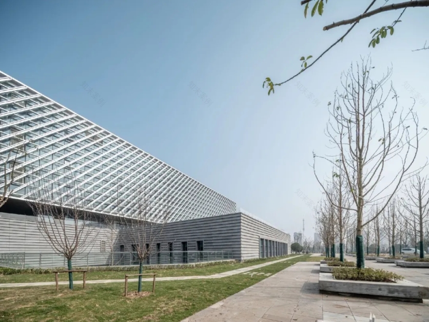 网络安全学院图书馆-16