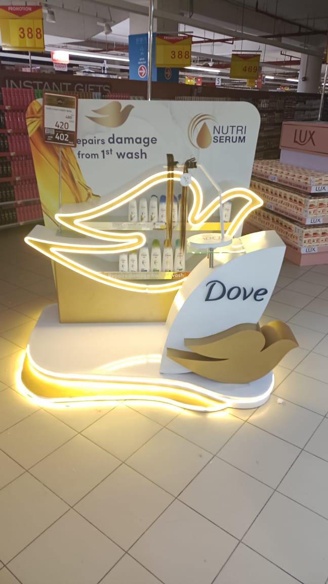Dove Damage Repair Instore Stand-9