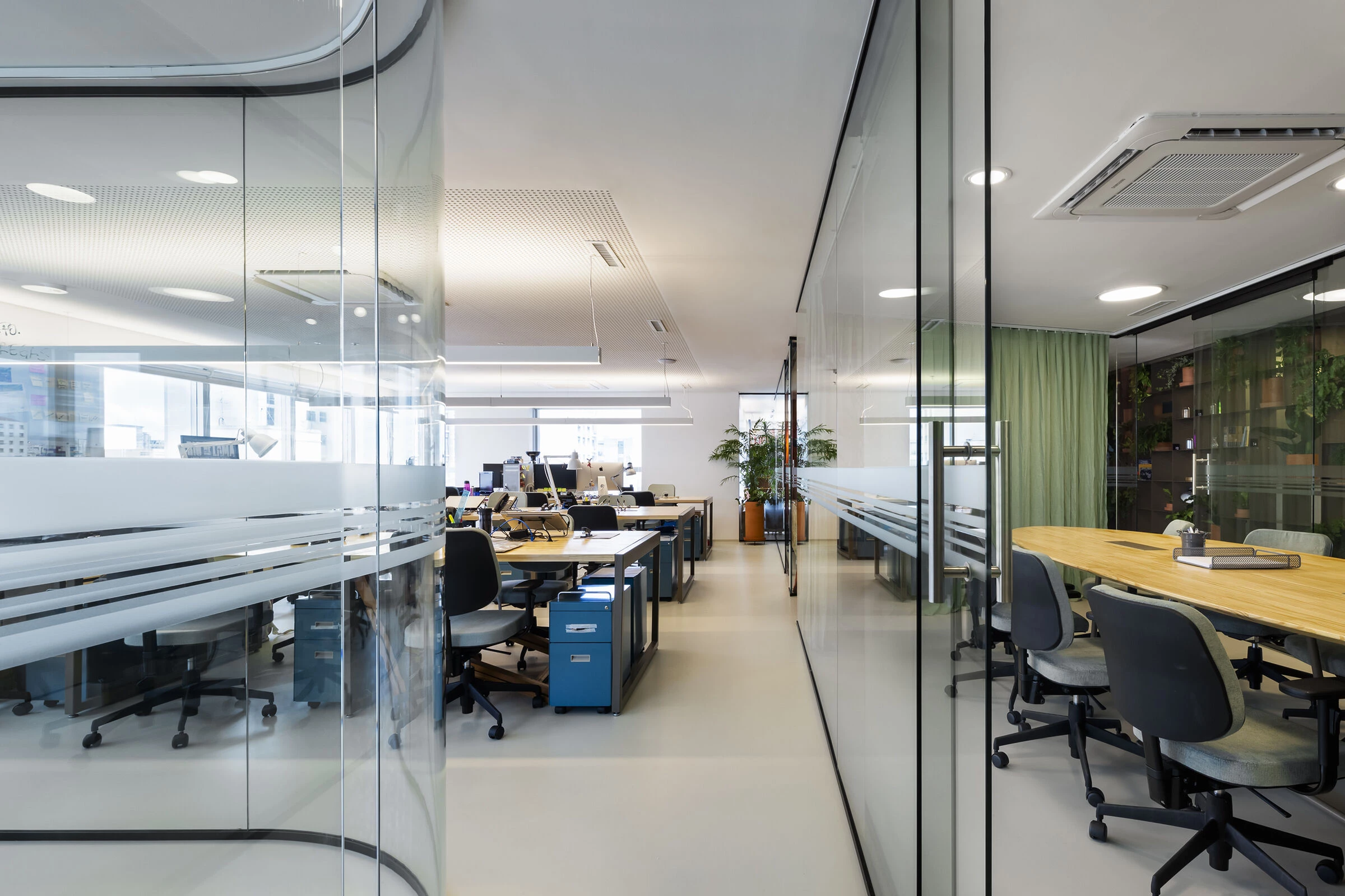 Maria Farinha Filmes 总部办公室丨巴西圣保罗丨+K Architects-50