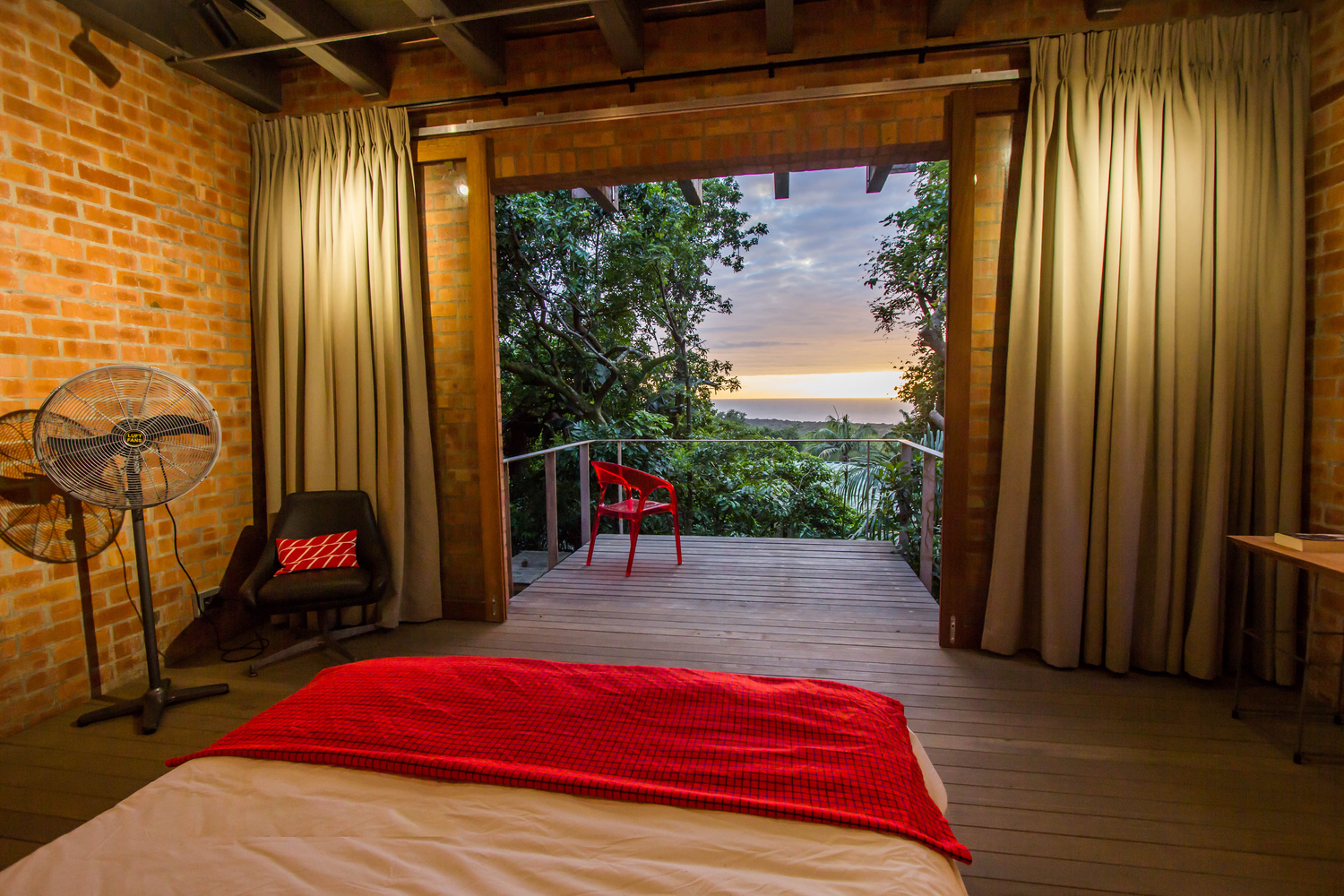 南非农村 900 平米地产上的双塔卧室设计-53