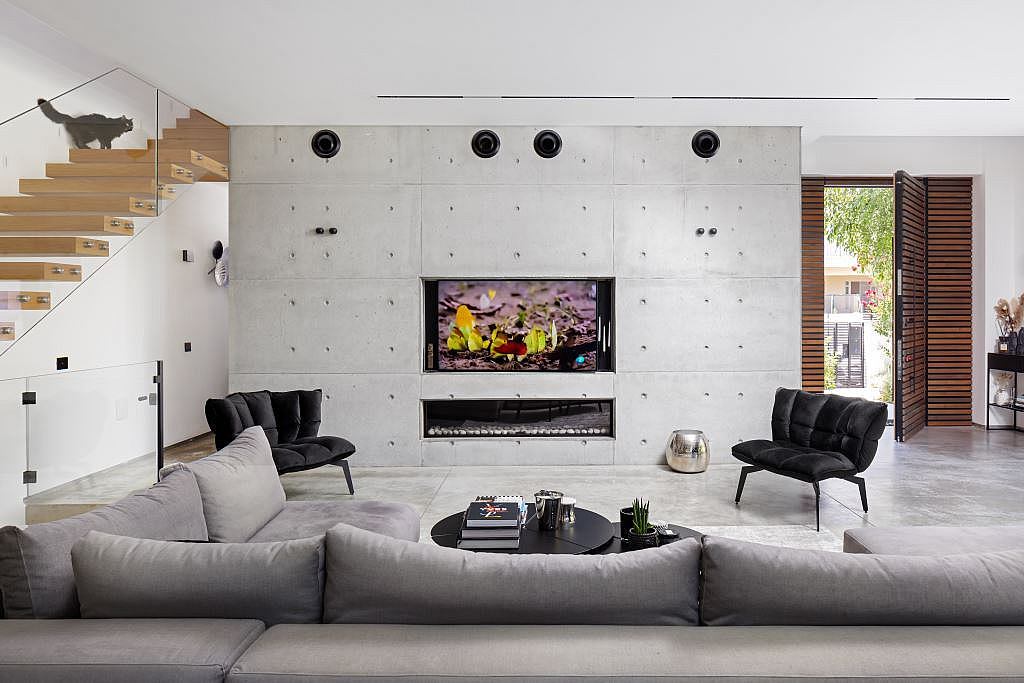 New York with a Touch of Mediterranean 丨 Eyal Apple-1