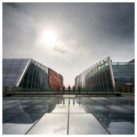 人造紅色峽谷，廣州白雲國際會議中心／BURO II + CITIC | FAM-26