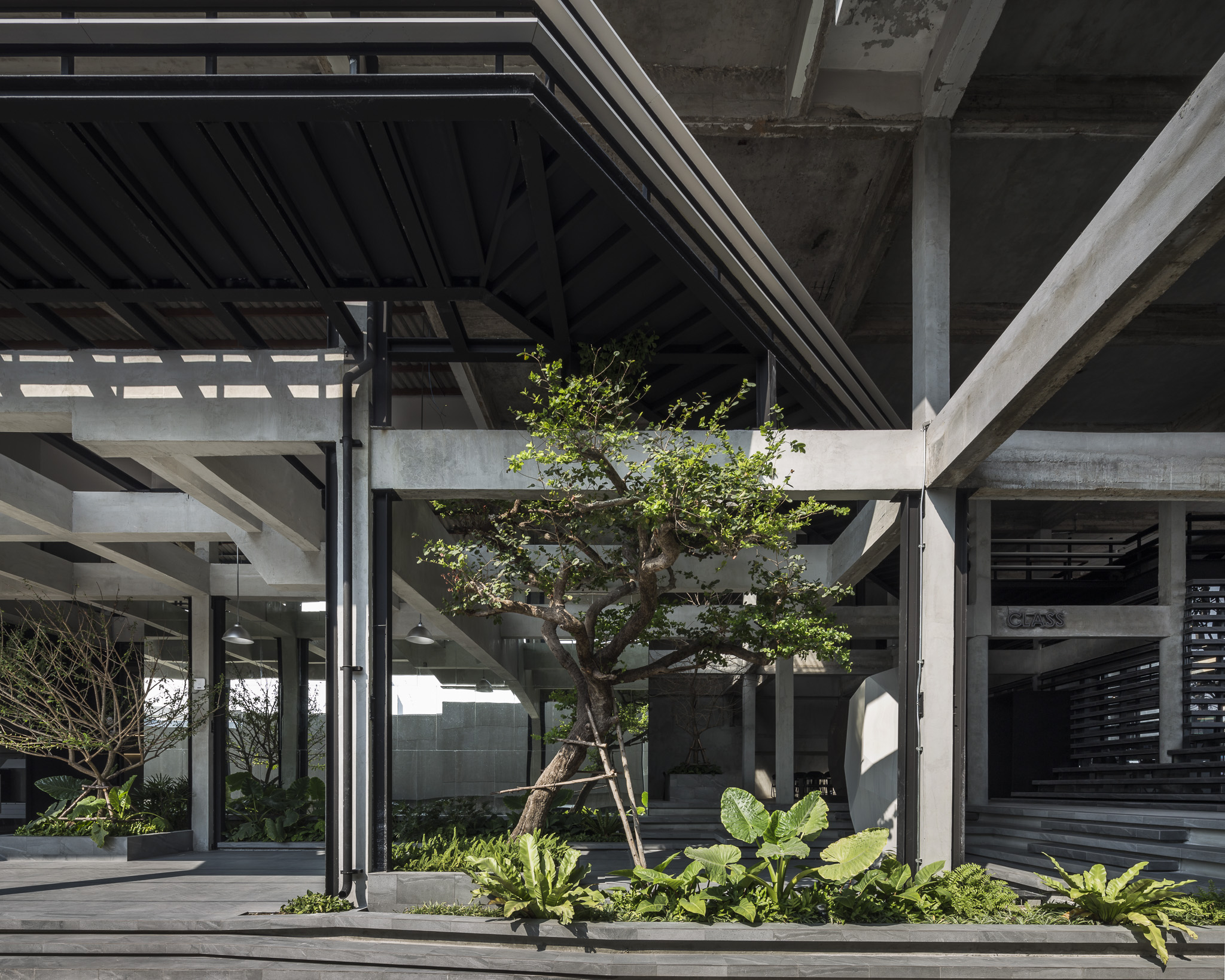 泰国废弃汽车服务中心变身高颜值设计社区-61