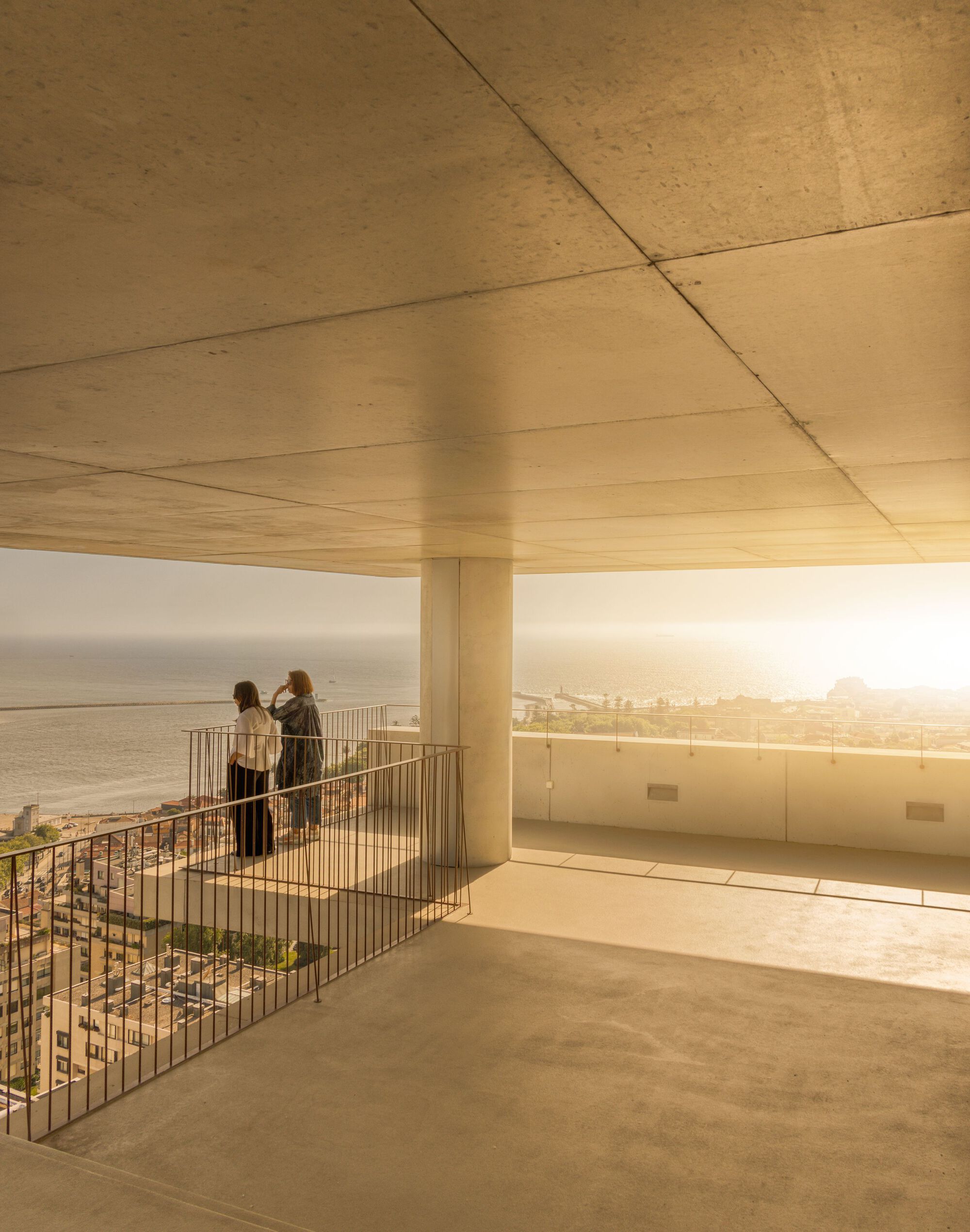 多层住宅建筑丨葡萄牙波尔图丨OODA-22