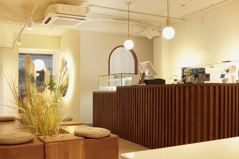 简约设计 21 平米咖啡厅 展现北欧风魅力-5