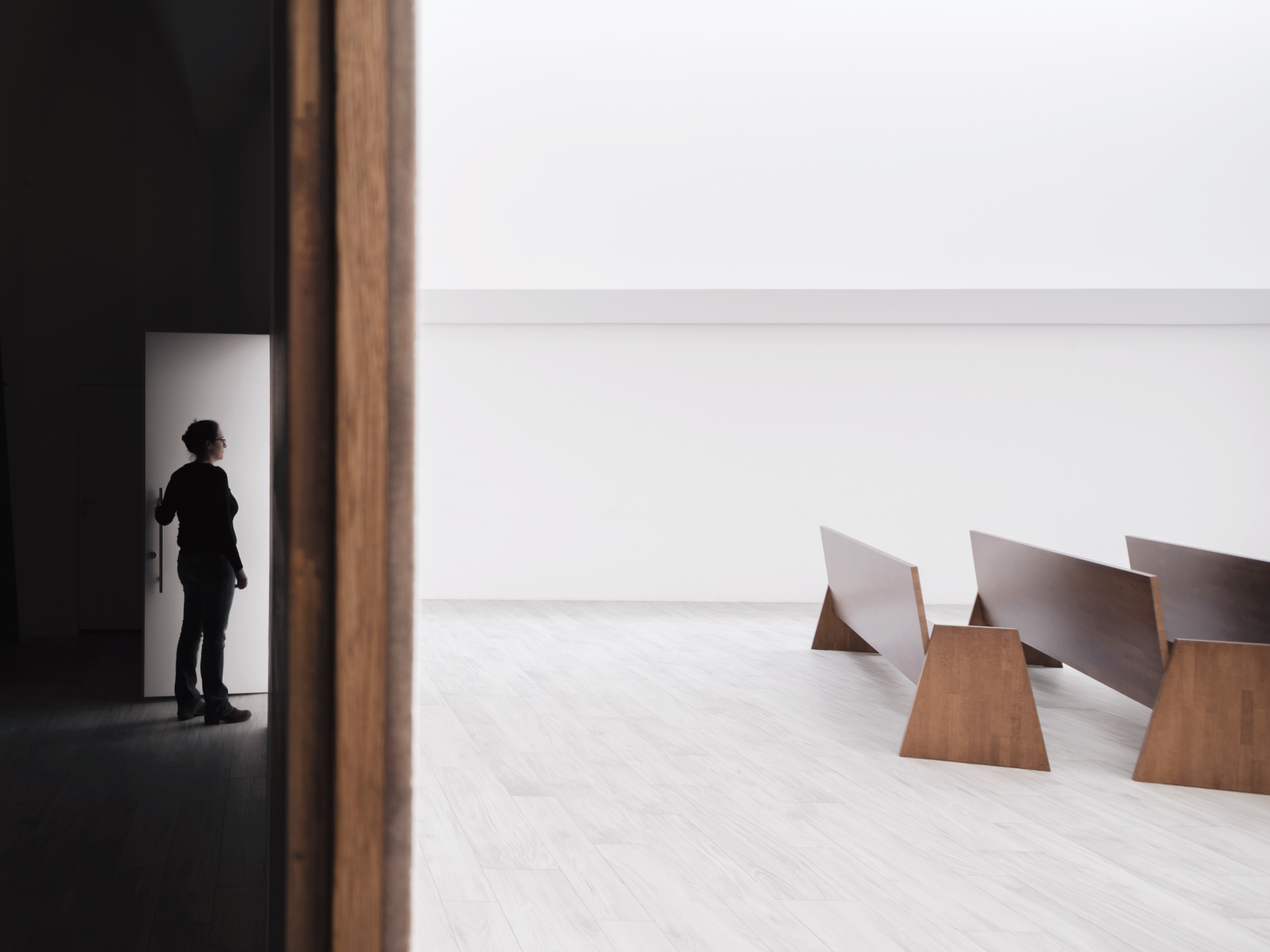 CAFUBE 贝林佐纳殡仪馆丨LOKOMOTIV.archs office-19