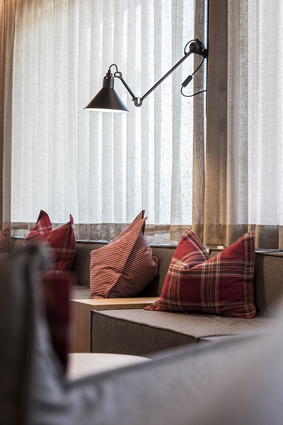 游弋于天地间 & 拥有漂浮大泳池的意大利Hubertus 酒店 / noa* -99