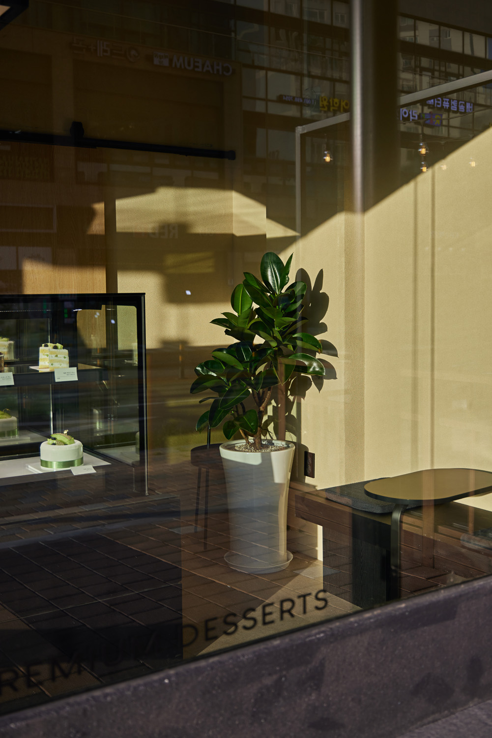 高级时尚 | 14 平米小空间内的精致内饰设计-9