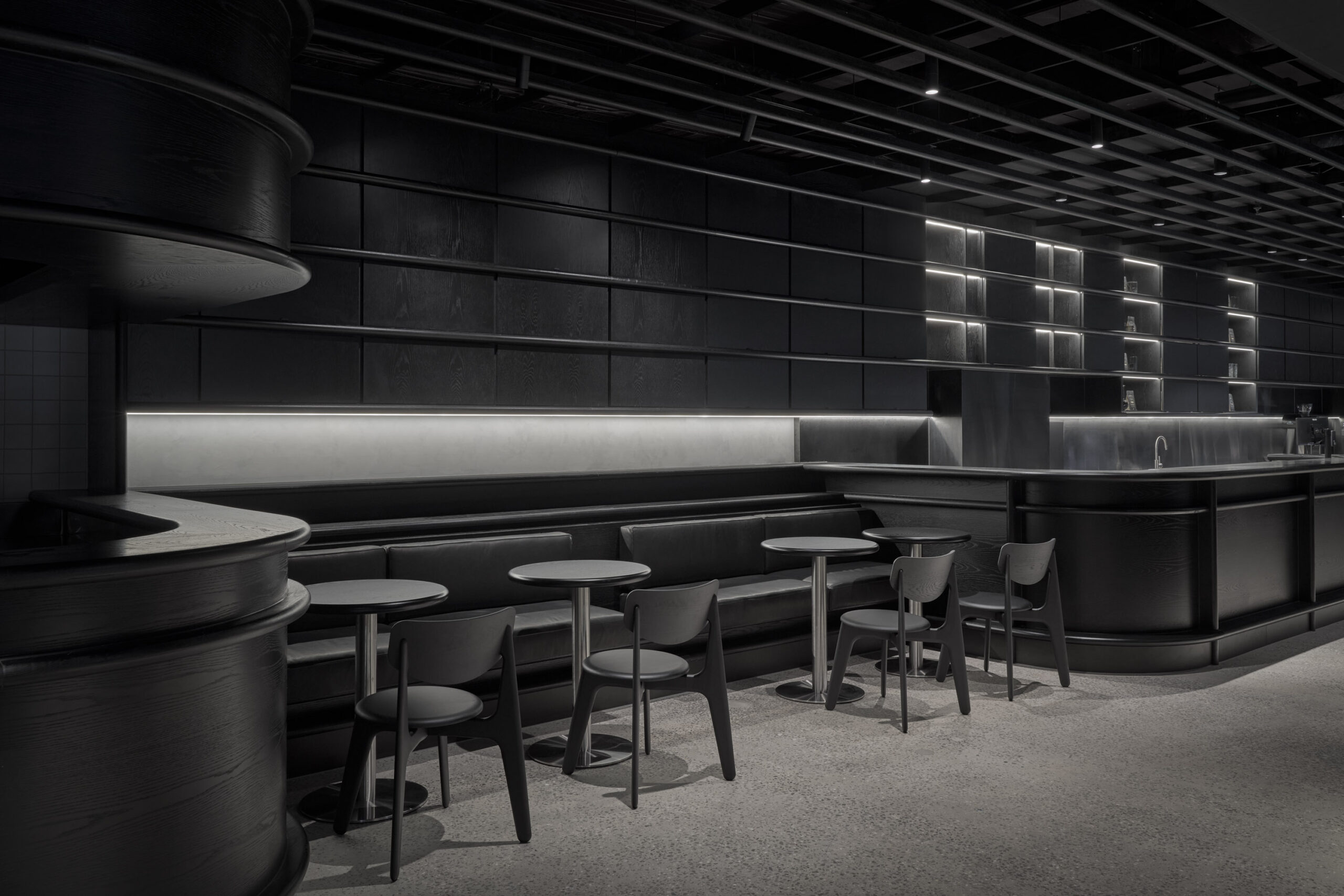 黑色代码晨间酒吧-44