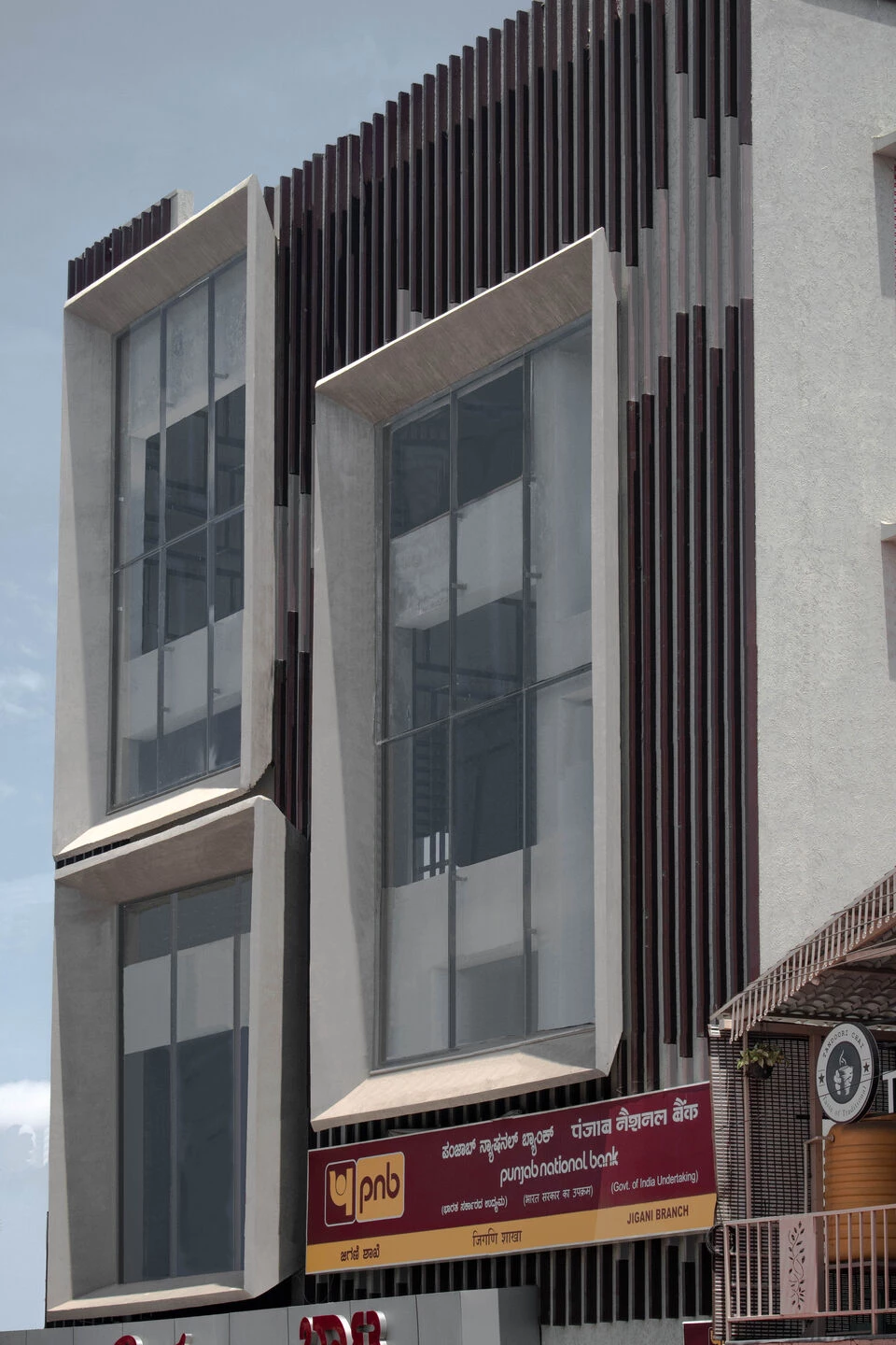 有韵律感的屏蔽式立面丨印度班加罗尔丨A.J Architects-8