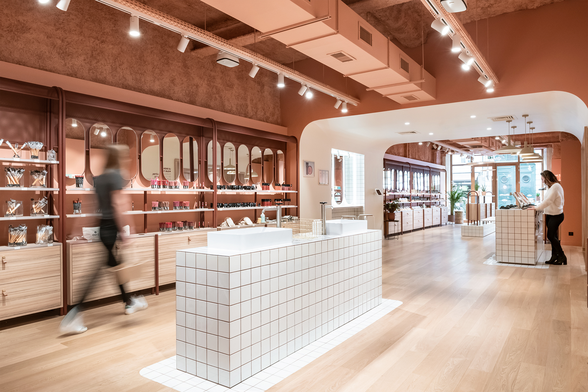 阿芙丽尔化妆品波尔多丨法国-8