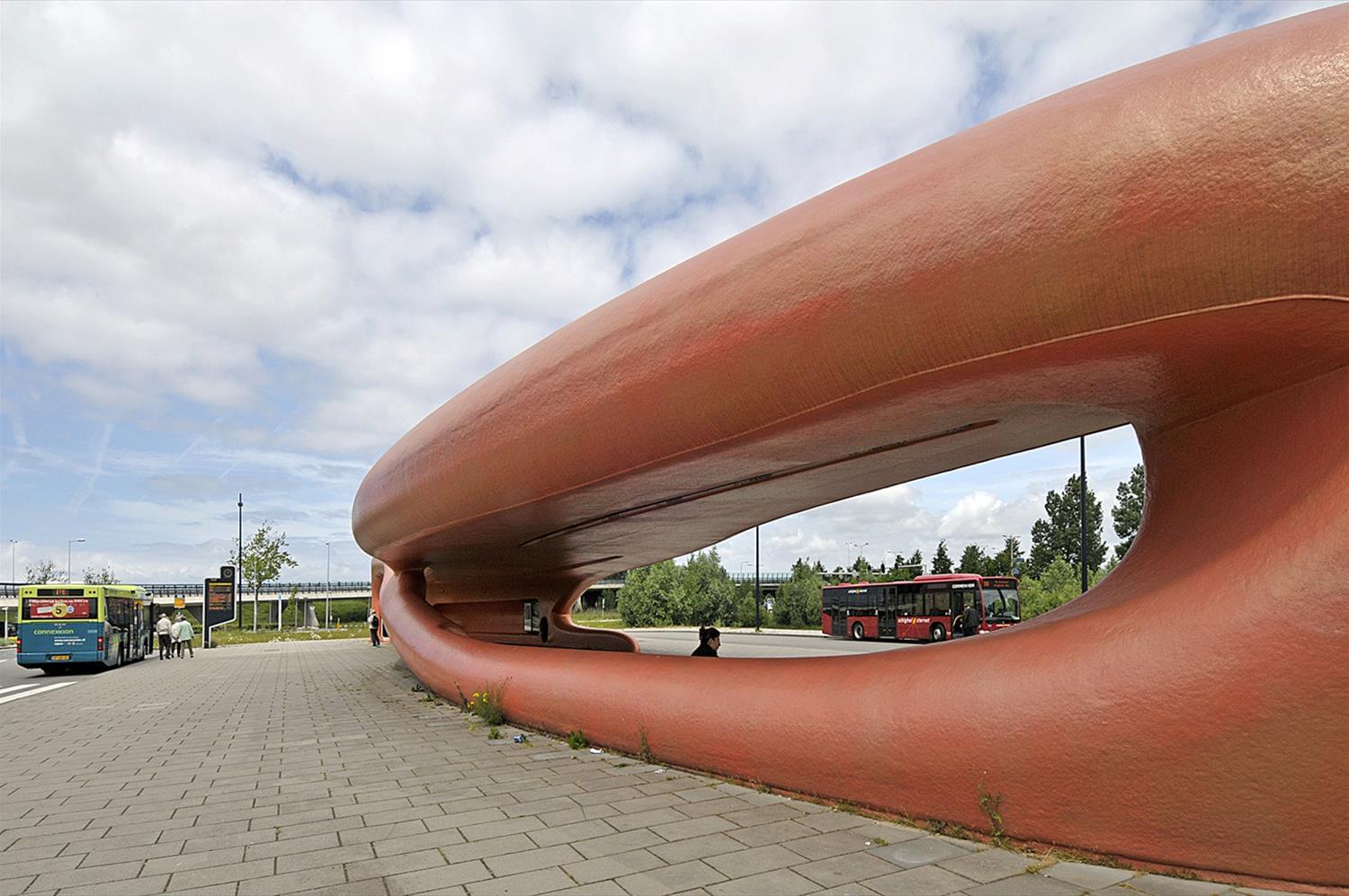 奇特鲸鱼颚状公交站-6