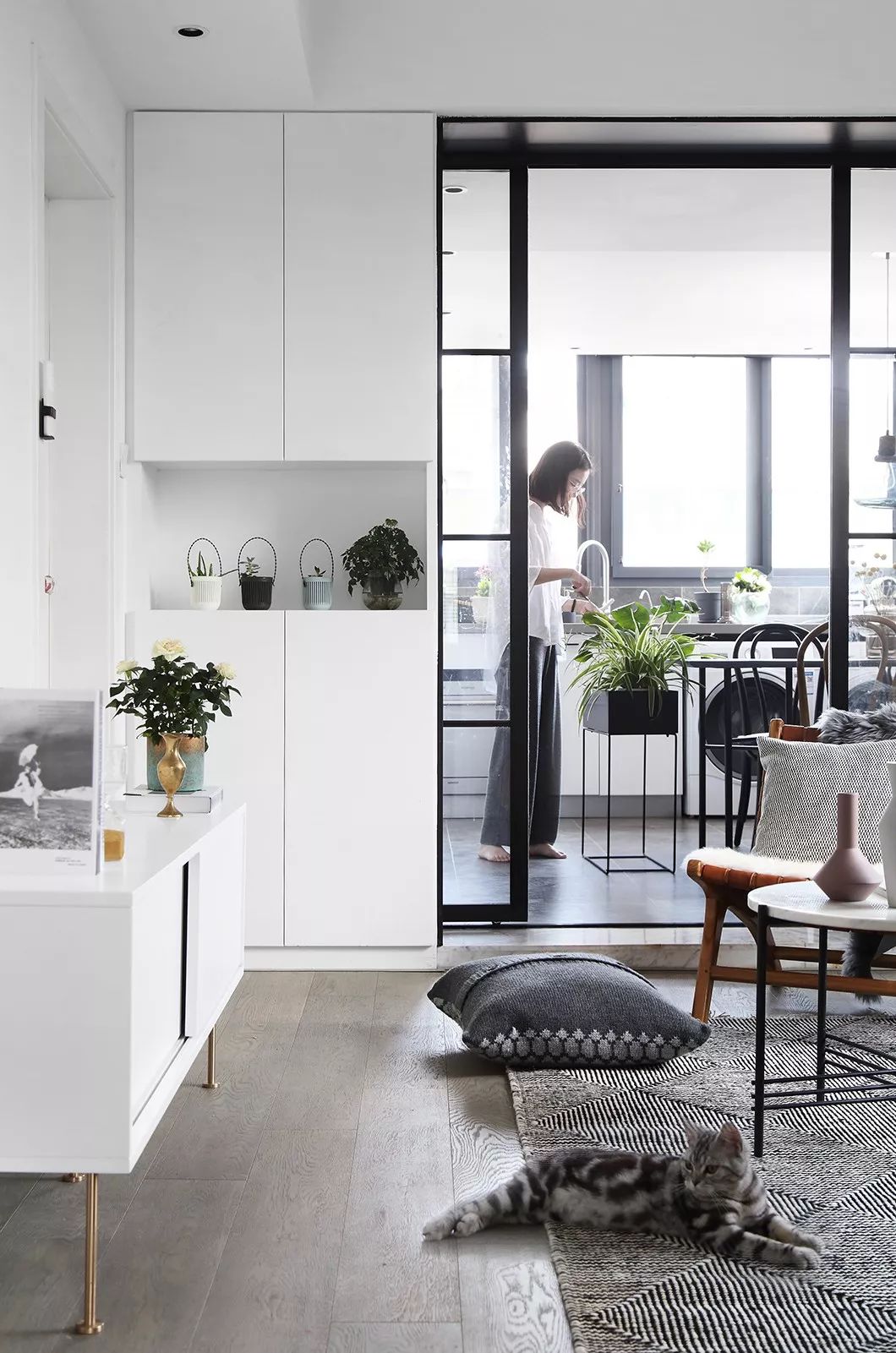 《浪漫风情》演绎多元素平衡设计，打造舒适宜居空间-103