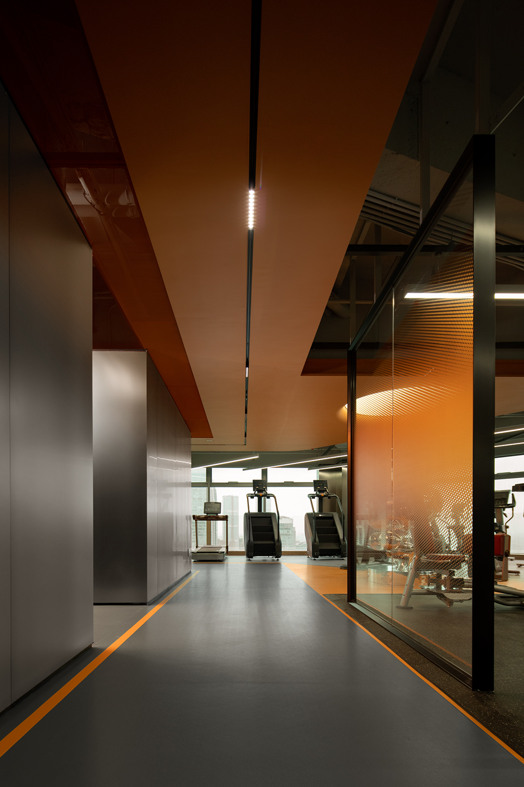 浮光掠影间，宁静与律动的邂逅-12