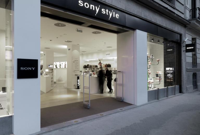 Tienda Sony Style · 马德里索尼风格店丨西班牙马德里丨vilablanch工作室-37