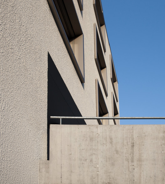 瑞士贝尔林佐纳养老院设计-22